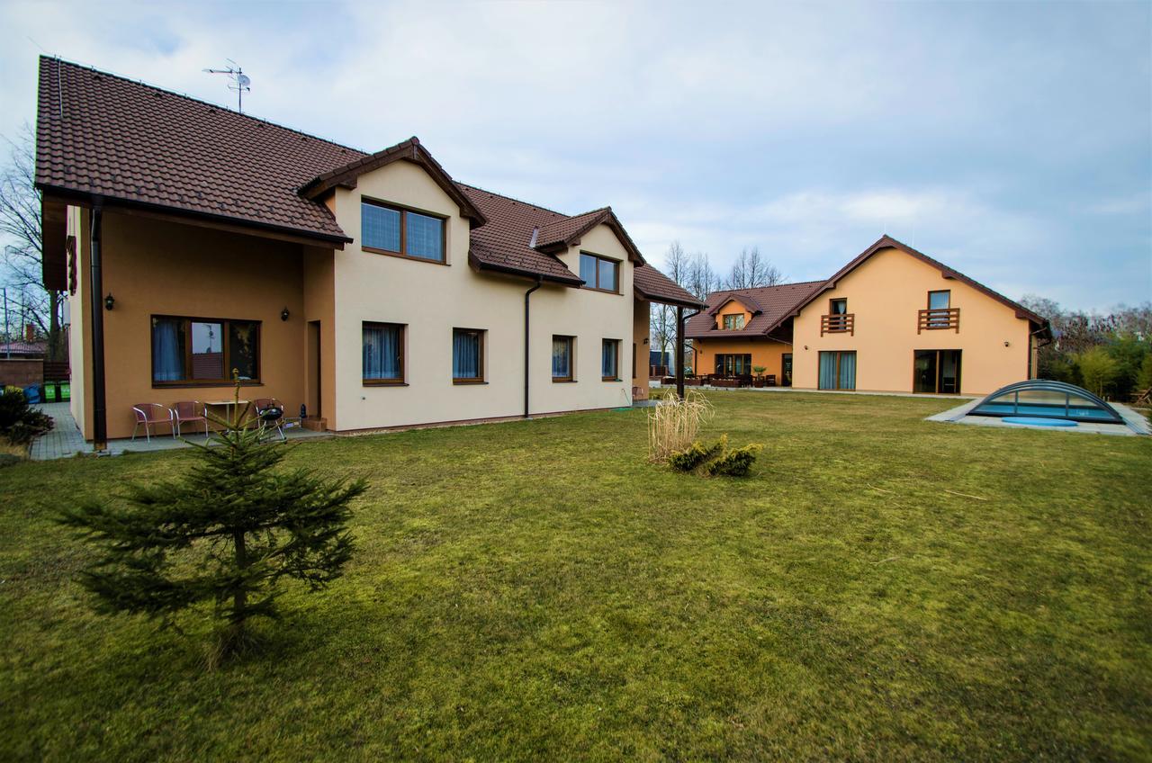 Penzion Na Americe Nove Jirny Exterior photo