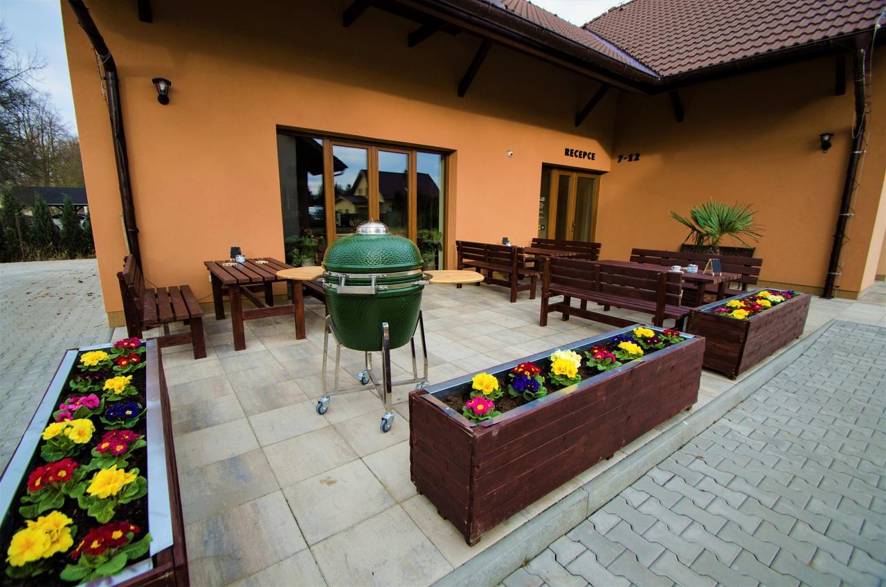 Penzion Na Americe Nove Jirny Exterior photo